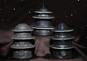 夢風組の宇宙シリーズの蜂が並んでいる